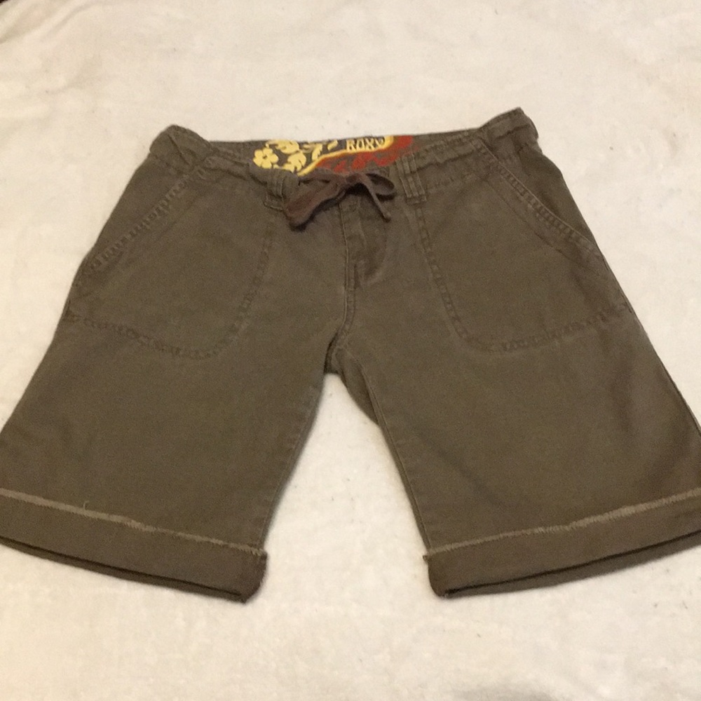 Chocolate brown Roxy shorts